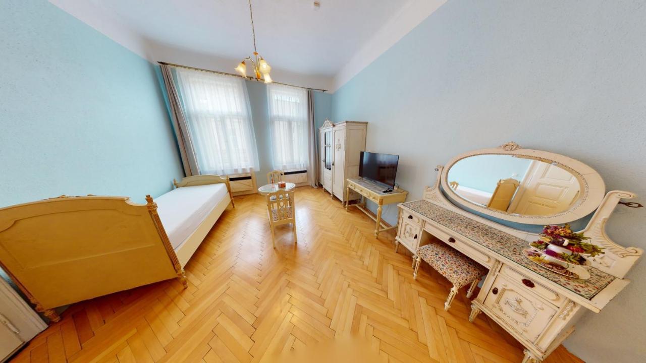 Apartments Кромержиж Экстерьер фото