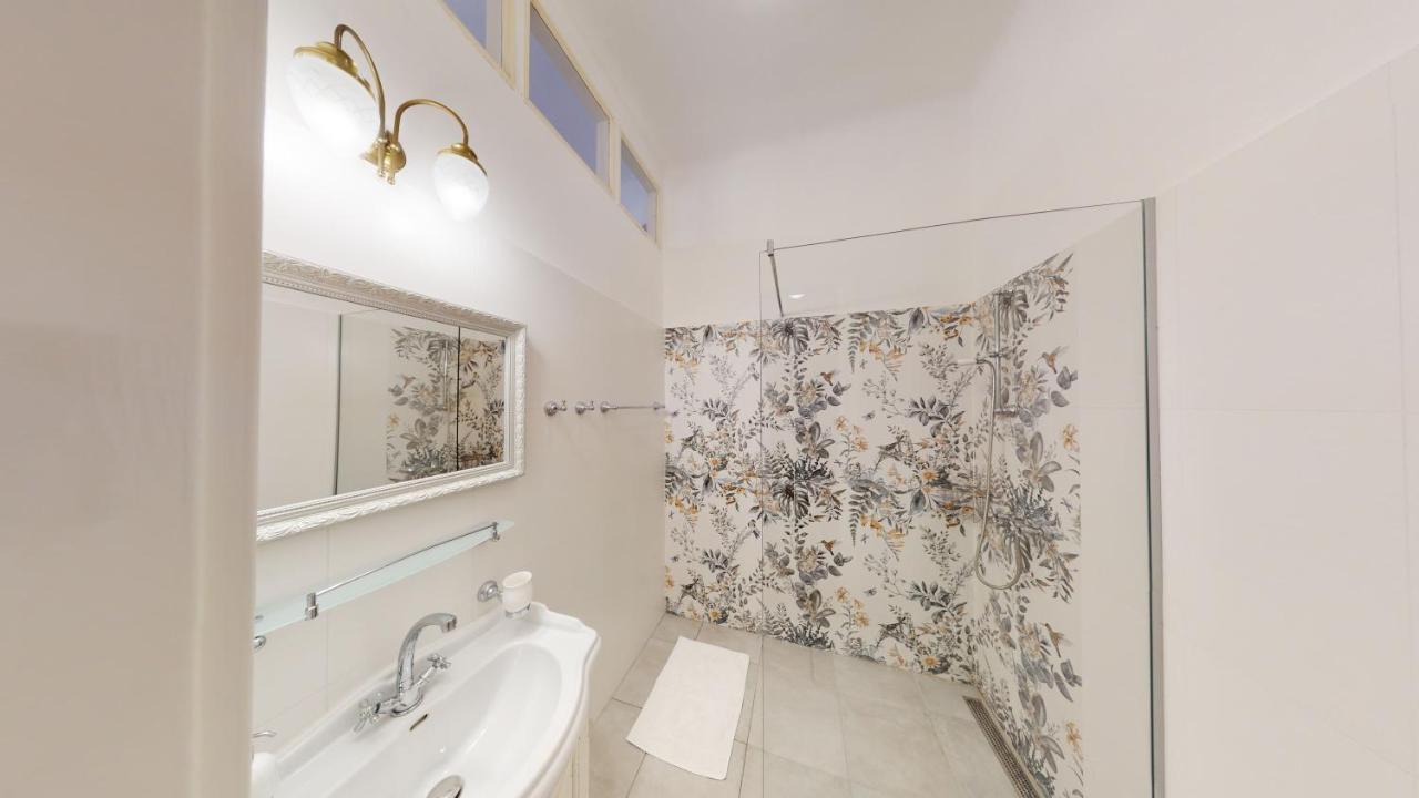 Apartments Кромержиж Экстерьер фото