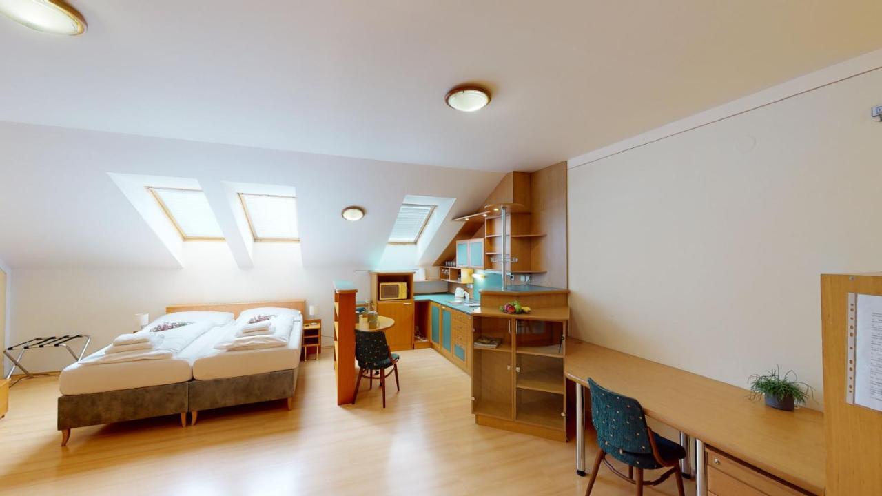 Apartments Кромержиж Экстерьер фото