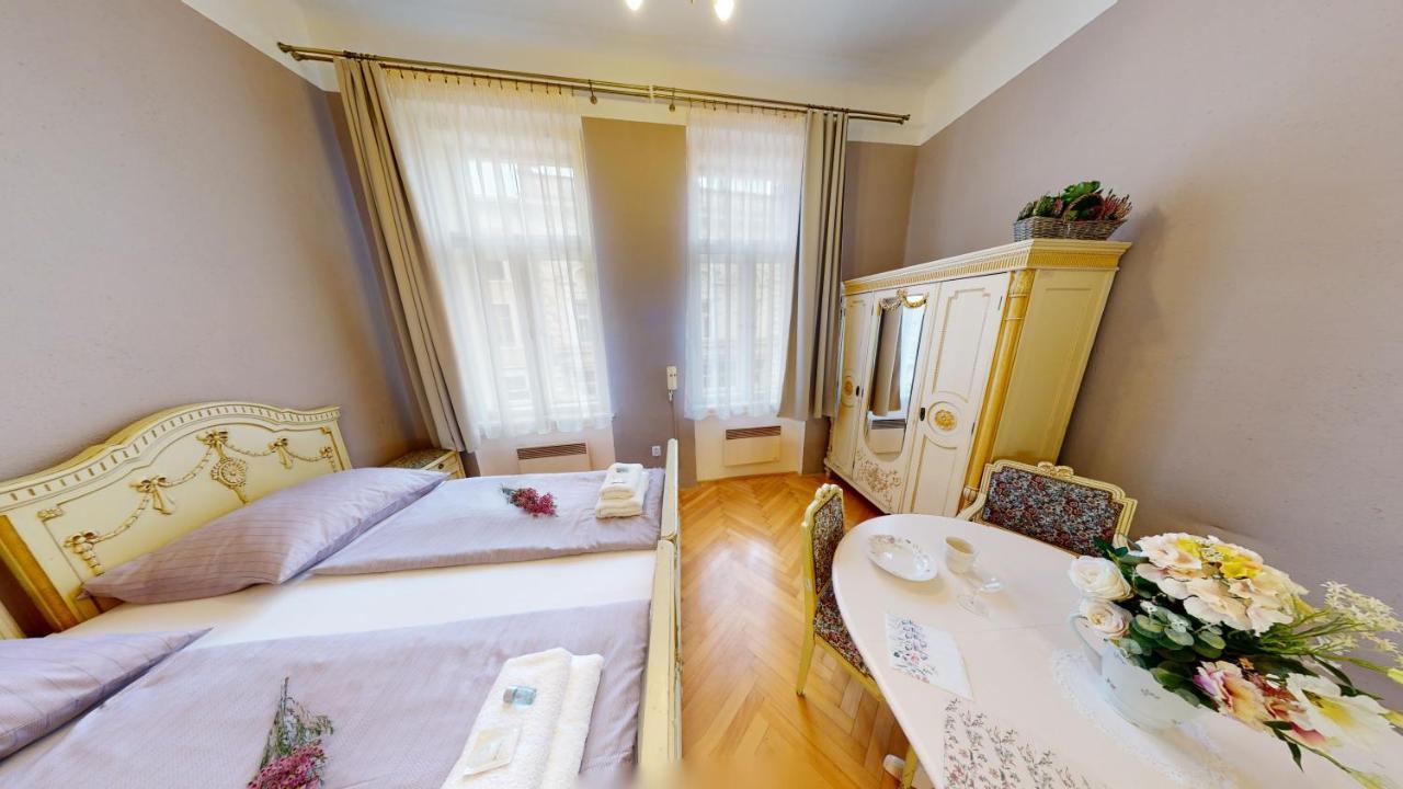 Apartments Кромержиж Экстерьер фото