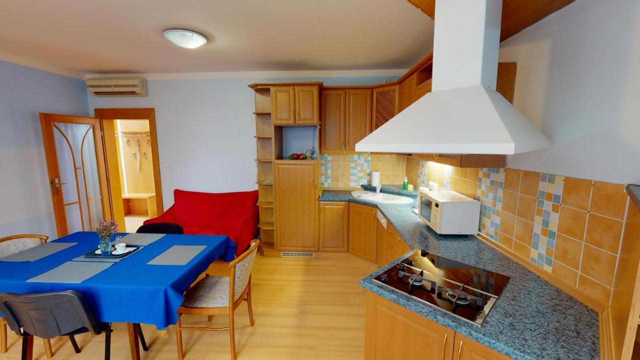 Apartments Кромержиж Экстерьер фото